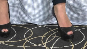 Euro Sex Parties: Blonde Mika double blowjob