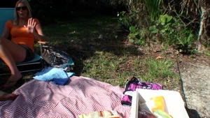 MILFNextDoor: Big ass Olivia Sinclair pussy fucking outdoors