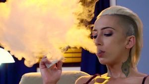 Big Wet Butts: Bella Bellz and Preston Parker sex with toys