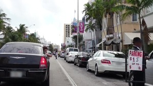 BRAZZERS Exxtra: Phoenix Marie starring tanned Diamond Kitty