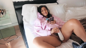 WeLiveTogether - Emily Willis in thong and Carter Cruise