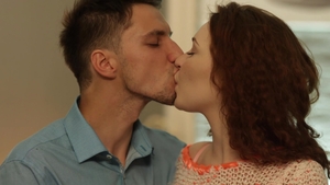 XSensual: Facial with Kastiel Cherry & Shelley Bliss
