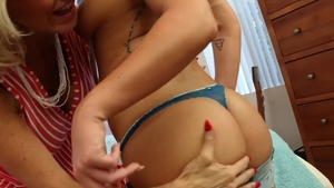 Sexy Momma - Carter Cruise in company with shaved Tara Holiday