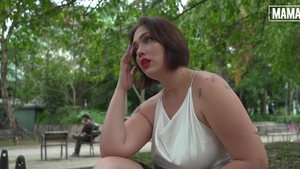 MamacitaZ - Cumshot on the street accompanied by teen chick