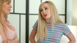 All Girl Massage: A Tangle of Massaging Beauties